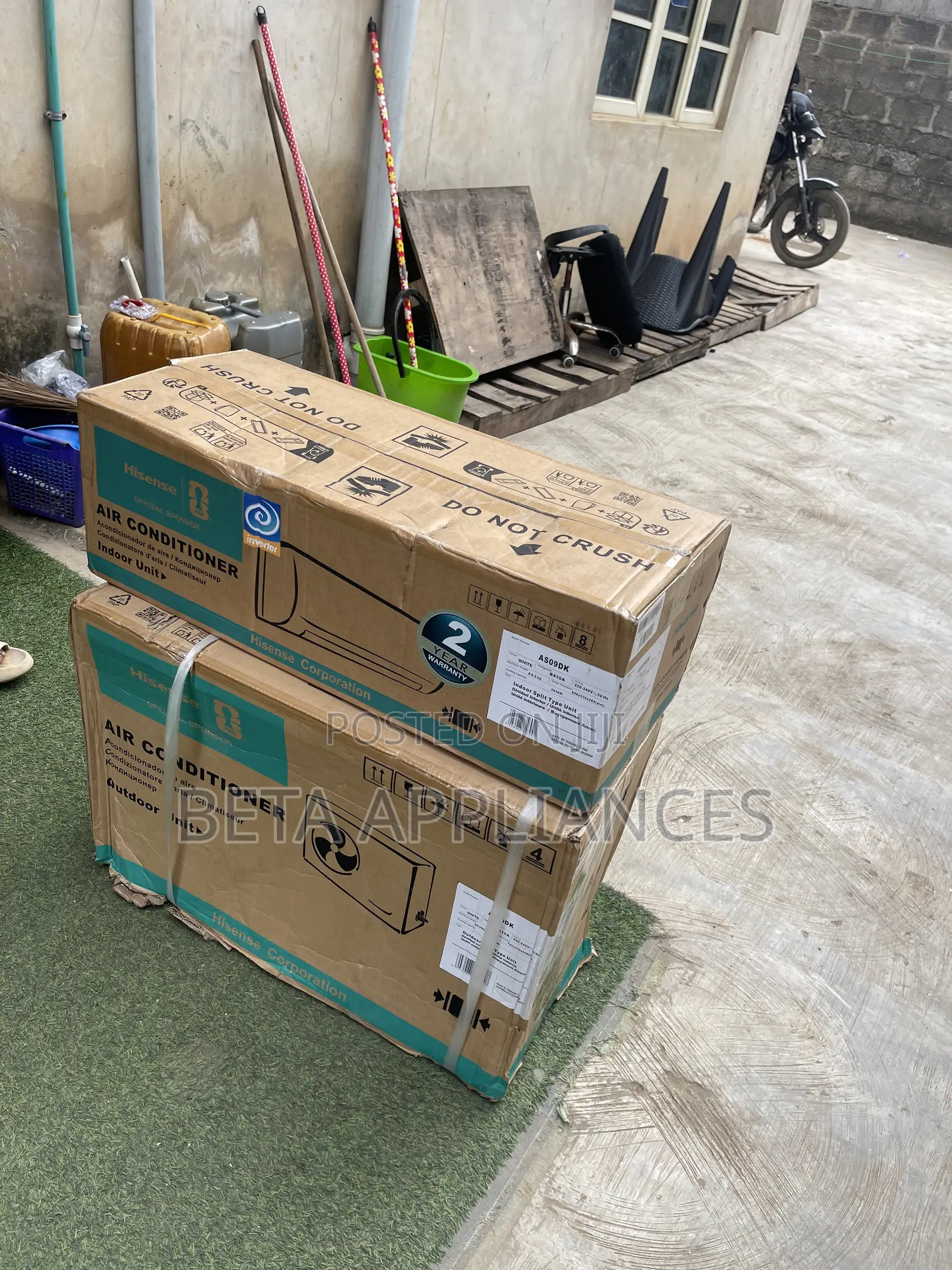 Hisense 1HP Modern Split Inverter AC