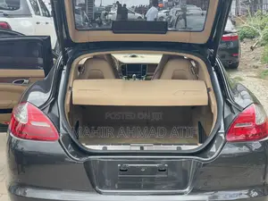 Porsche Panamera 2015 Brown