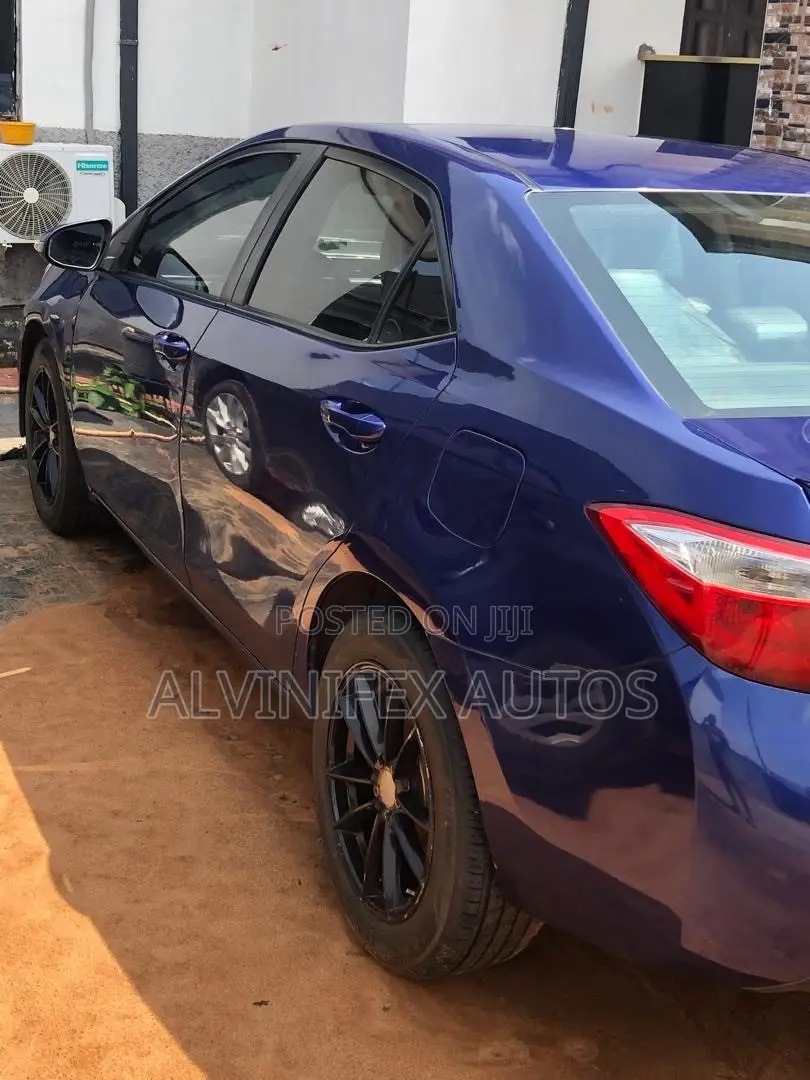 Toyota Corolla 2015 Blue