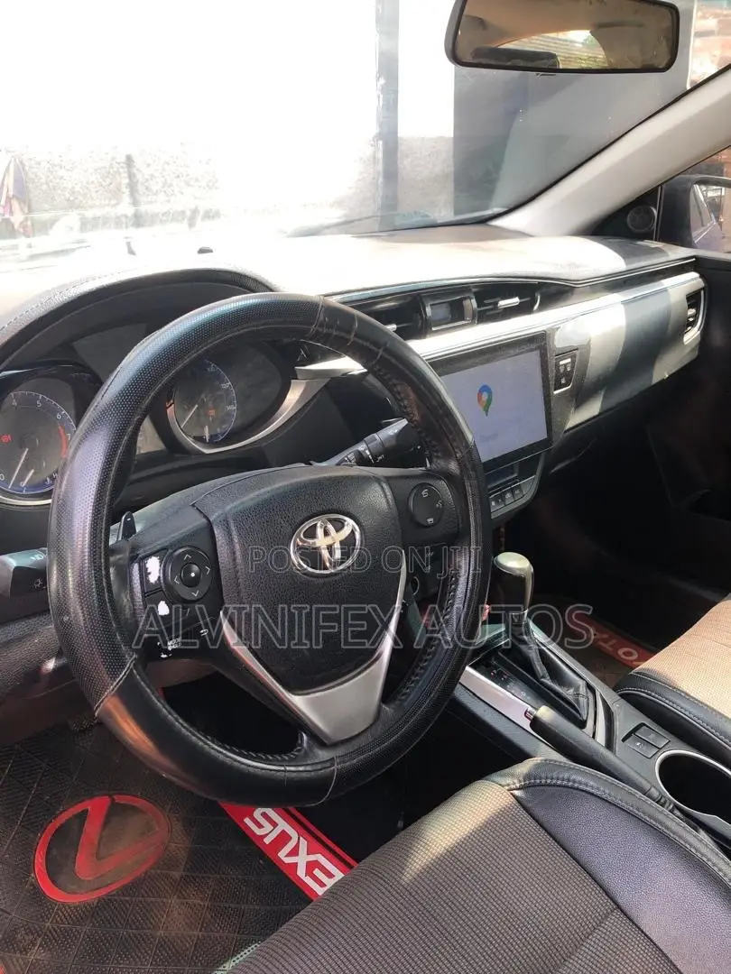 Toyota Corolla 2015 Blue