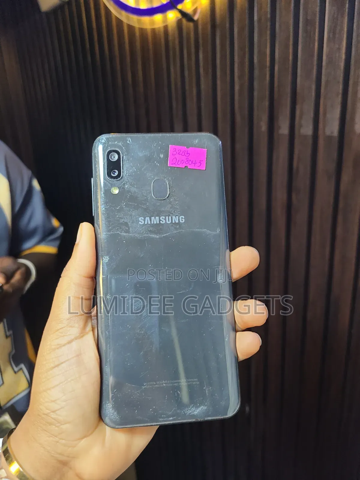 Samsung Galaxy A20 32 GB Black