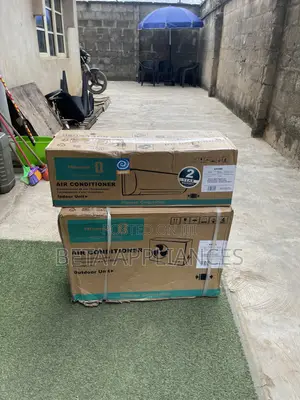 Hisense 1HP Inverter AC With Remote Control
