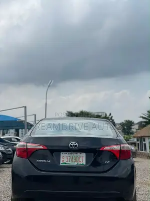 Toyota Corolla 2015 Black