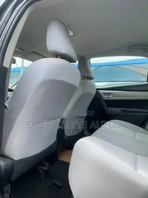 Toyota Corolla 2015 Black