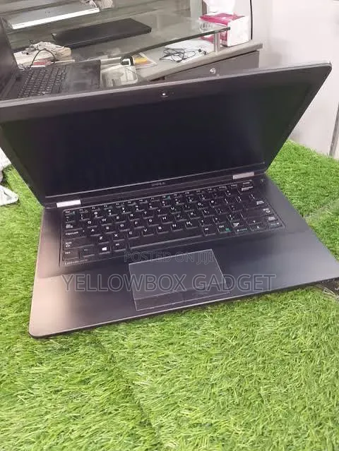New Laptop Dell Latitude 14 E5470 8GB Intel Core i5 SSD 256GB