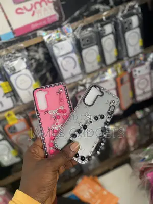 Infinix Hot 70 Pouch