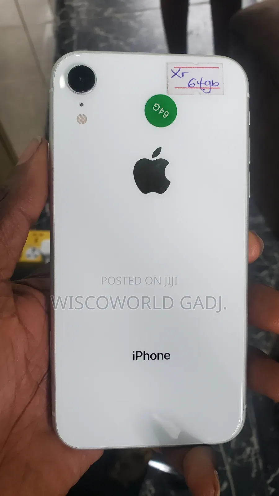 Apple iPhone XR 64 GB White