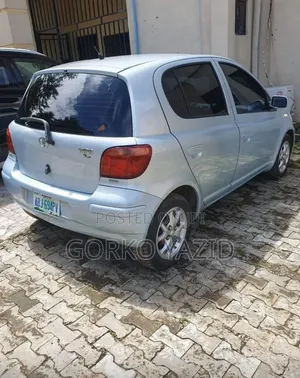 Toyota Yaris 2003 Silver