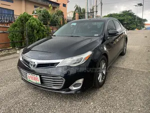Toyota Avalon XLE 4dr Sedan (3.5L 6cyl 6A) 2014 Black