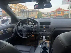 Mercedes-Benz C300 2011 White