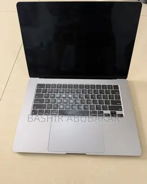 Laptop Apple MacBook Air 2024 M3 16GB Apple M3 SSD 512GB