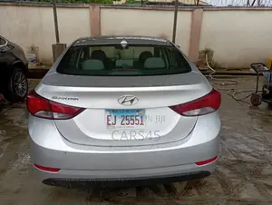 Hyundai Elantra 2014 White