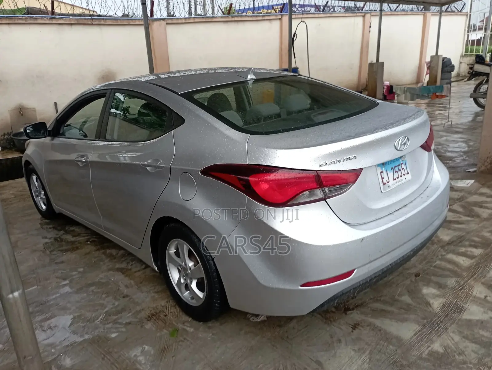 Hyundai Elantra 2014 White