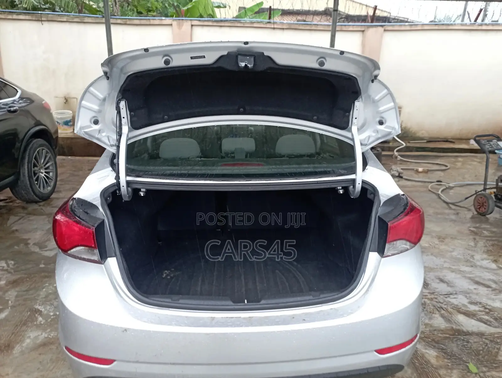 Hyundai Elantra 2014 White