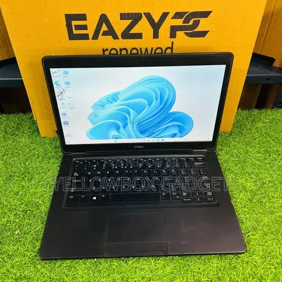 New Laptop Dell Latitude 14 E5470 8GB Intel Core i5 SSD 256GB