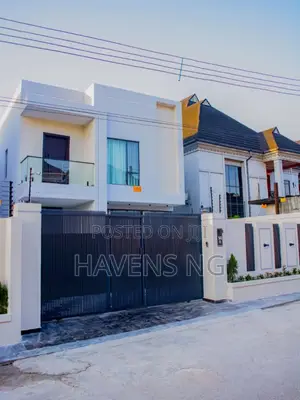 4bdrm Duplex in Obio-Akpor for sale