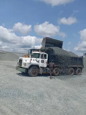 Fine Granite Chippings