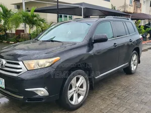Toyota Highlander 2014 Black