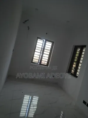 2bdrm Apartment in Olokonla for rent