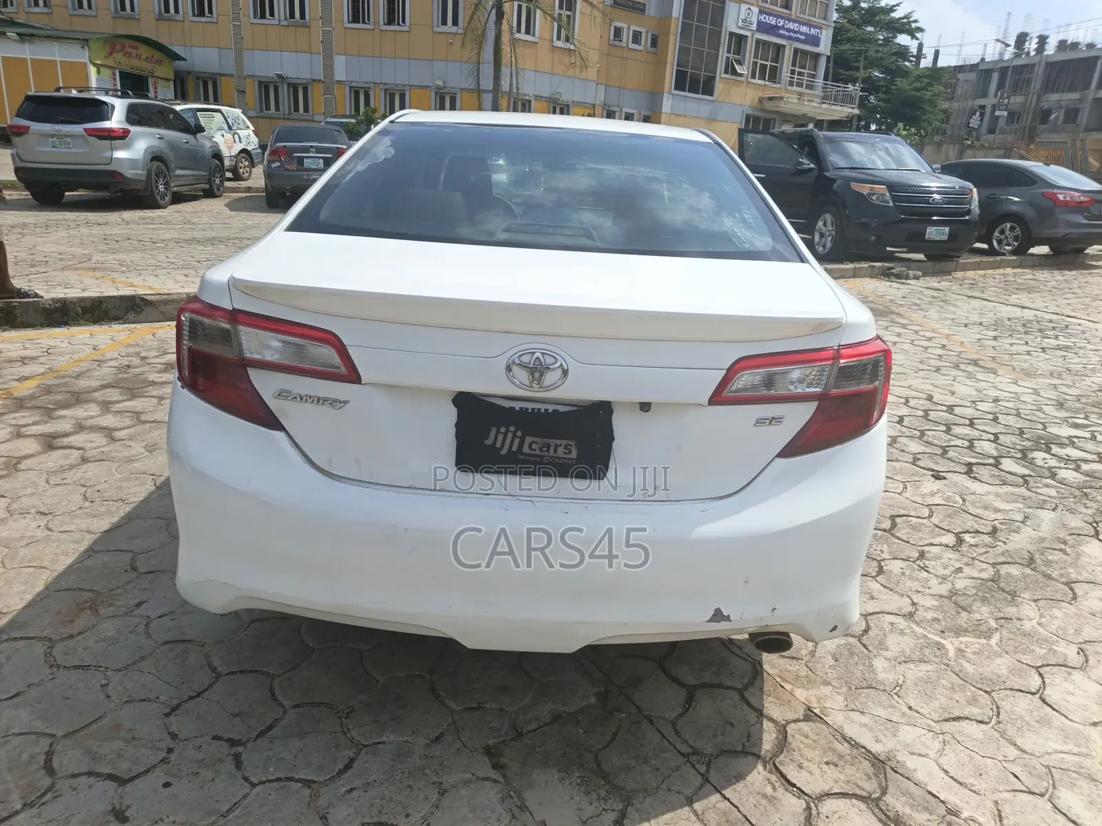 Toyota Camry 2014 White