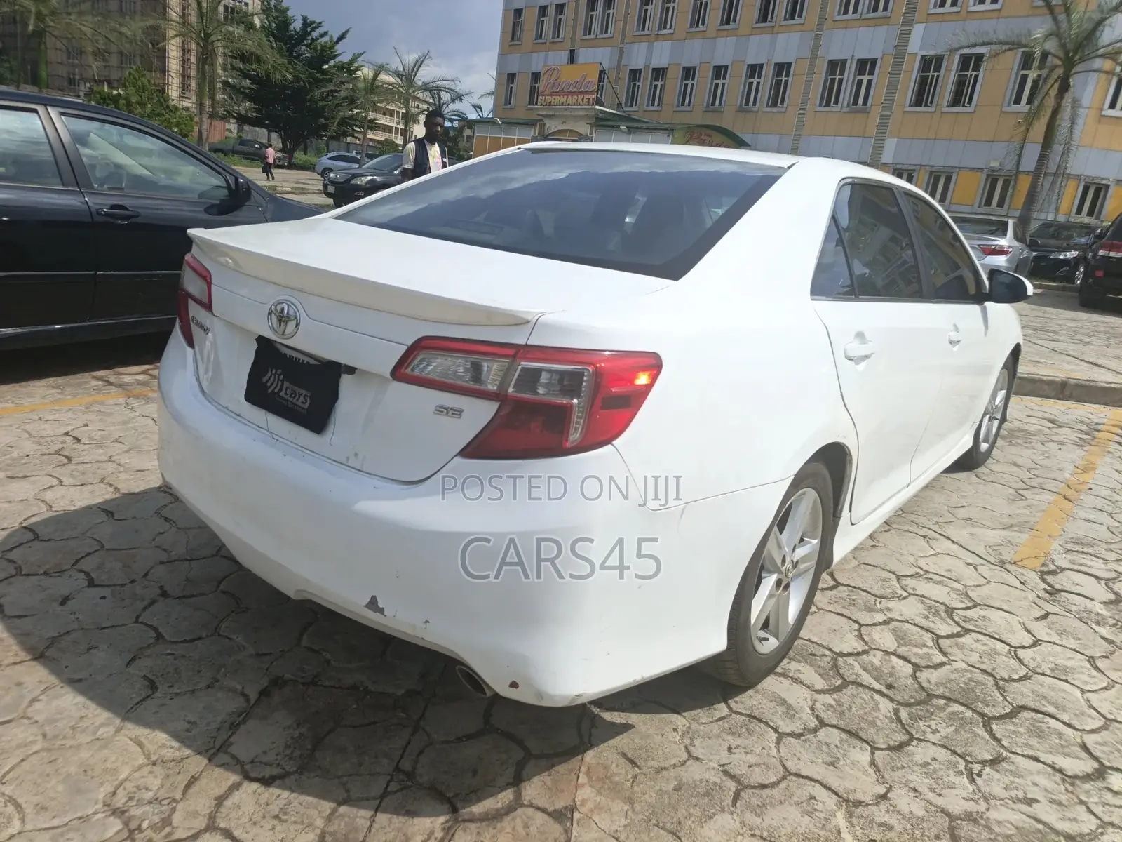 Toyota Camry 2014 White