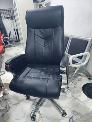 Imported Classic Office Leather Chair.