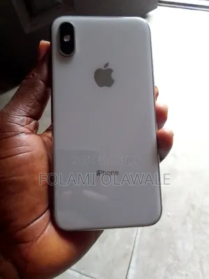 Apple iPhone XS 64 GB Silver