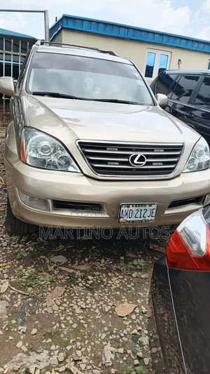 Lexus GX 470 2004 Gold