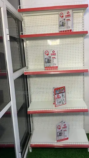 Single Supermarket Shelf
