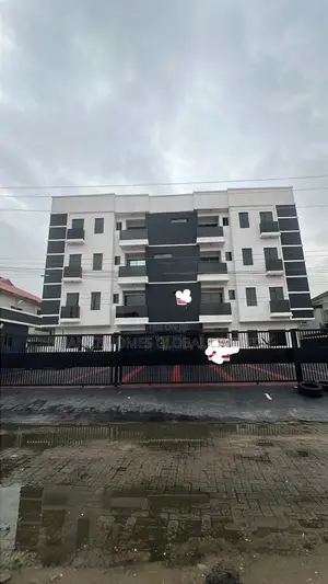 2bdrm Apartment in Lekki Phase 1 for sale