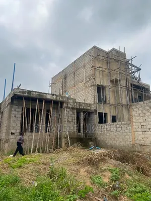 4bdrm Duplex in Life Camp for Sale