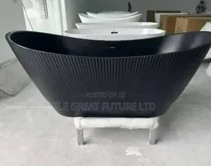 Jacuzzi Black