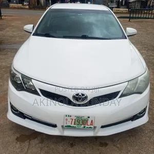 Toyota Camry 2014 White