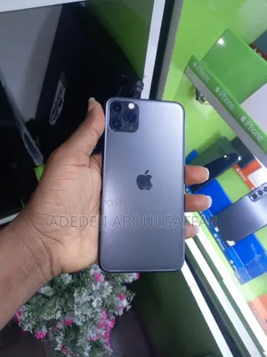Apple iPhone 11 Pro Max 64 GB Black