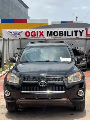 Toyota RAV4 2011 Black