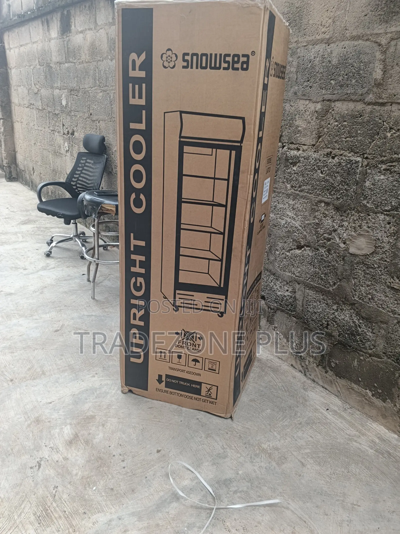 Snowsea Commercial Drinks Display Unit