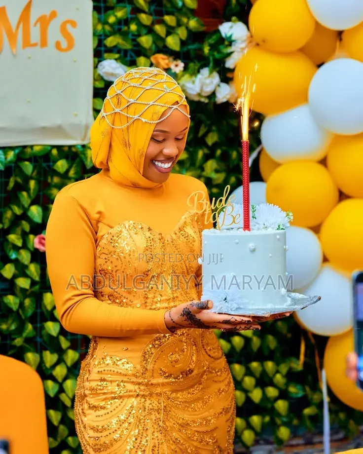 Wuraola Graphix