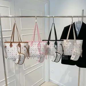 Females Fashionable Tote Bags