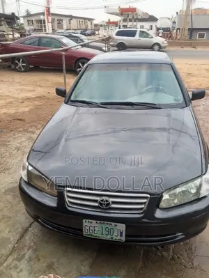 Toyota Camry 2002 Gray