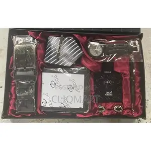 7-Piece Gift Set - Collection Box for Men With Accessories