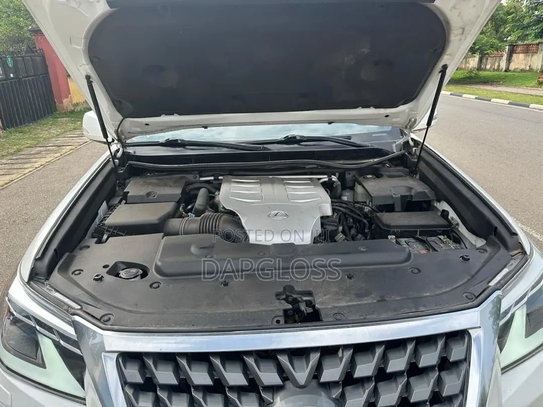 Lexus GX 460 2021 White