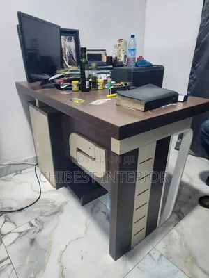 Imported 1.2meter Standard Office Table