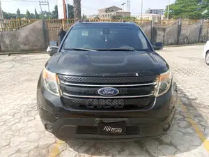 Ford Explorer 2012 Black