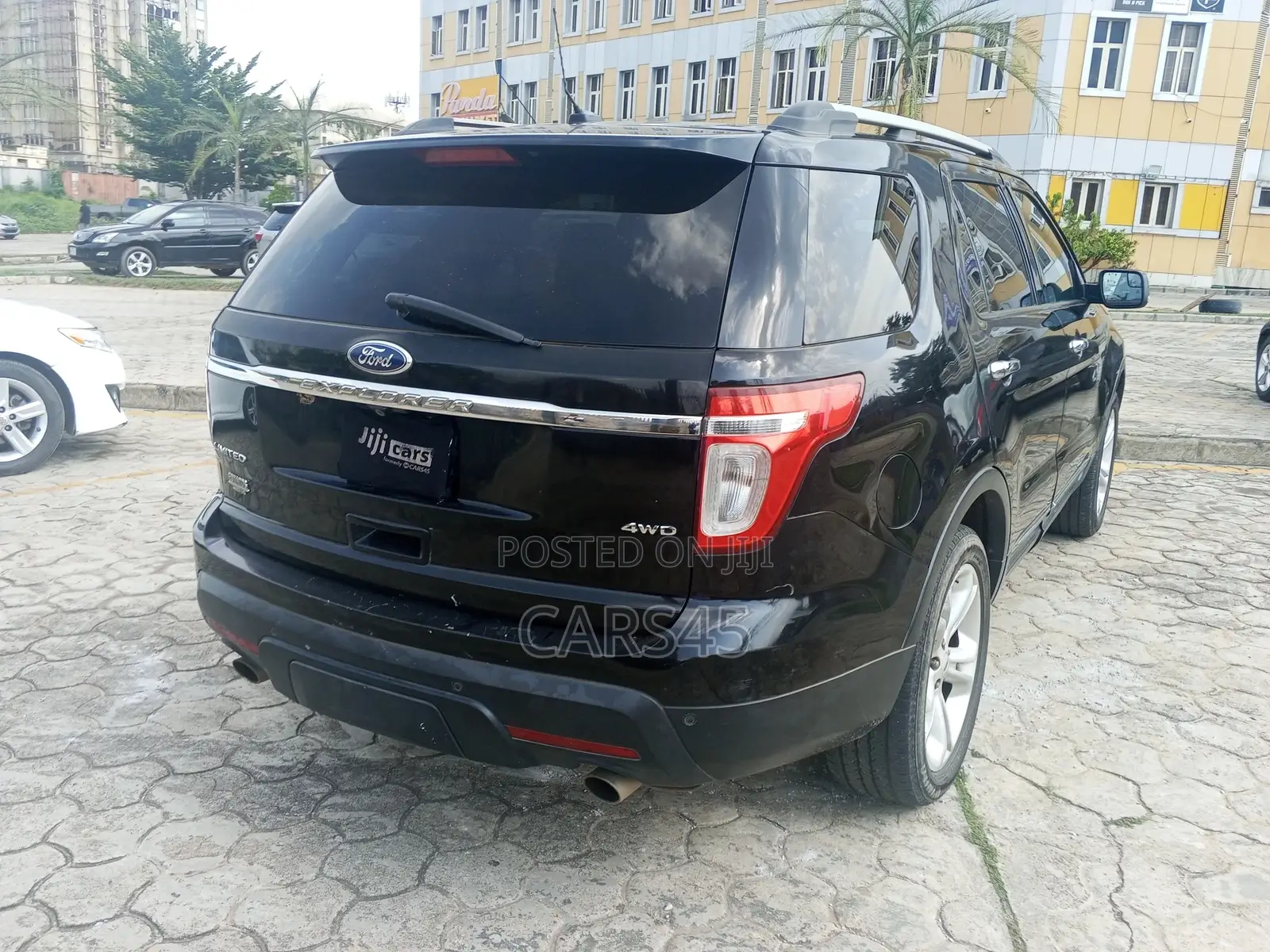 Ford Explorer 2012 Black