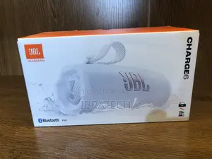 JBL Charge 5