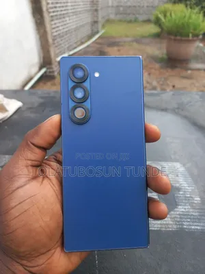 Samsung Z 16 GB Blue