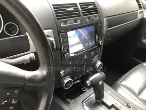 Volkswagen Touareg 2006 Gray
