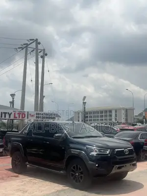 Toyota Hilux 2023 Black