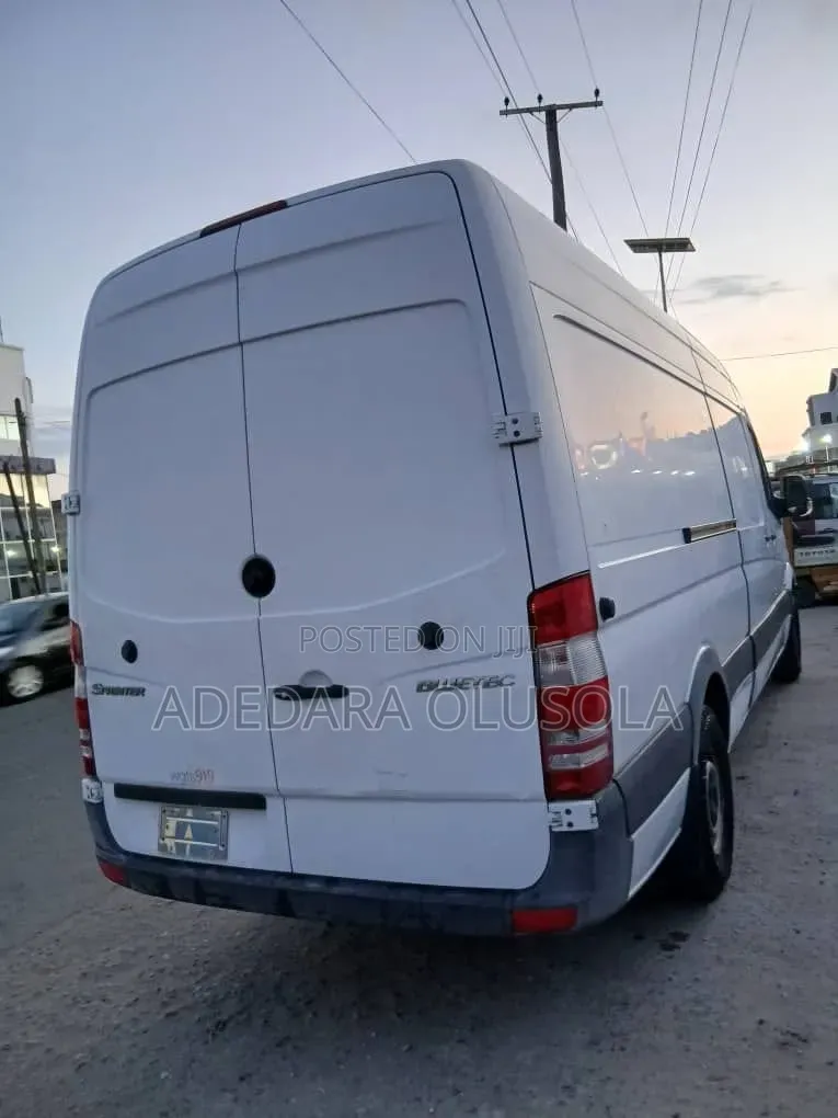 Mercedes-Benz Sprinter 2013 White