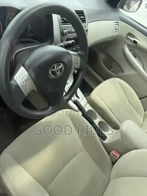 Toyota Corolla LE 4dr Sedan (1.8L 4cyl 4A) 2011 Burgundy